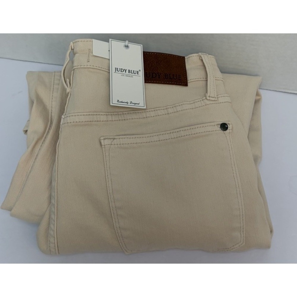 Judy Blue NWT Hi-Rise Ecru Cream Jeans Size 13/31 Style #88836 Crochet Patches